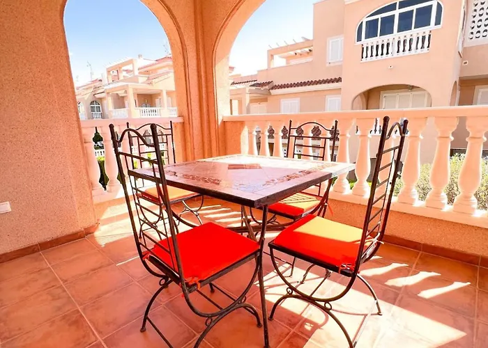 Casa Anna Patio Alicante